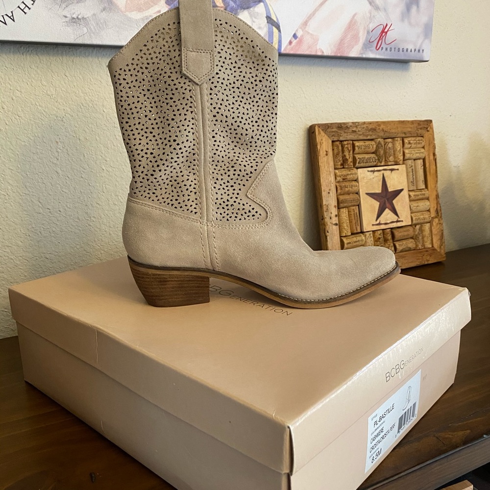 Bebe leather cowgirl boots